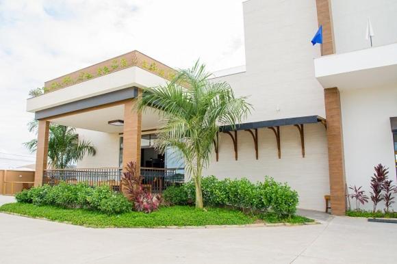 Via Norte Hotel & Eventos Macae Exterior photo